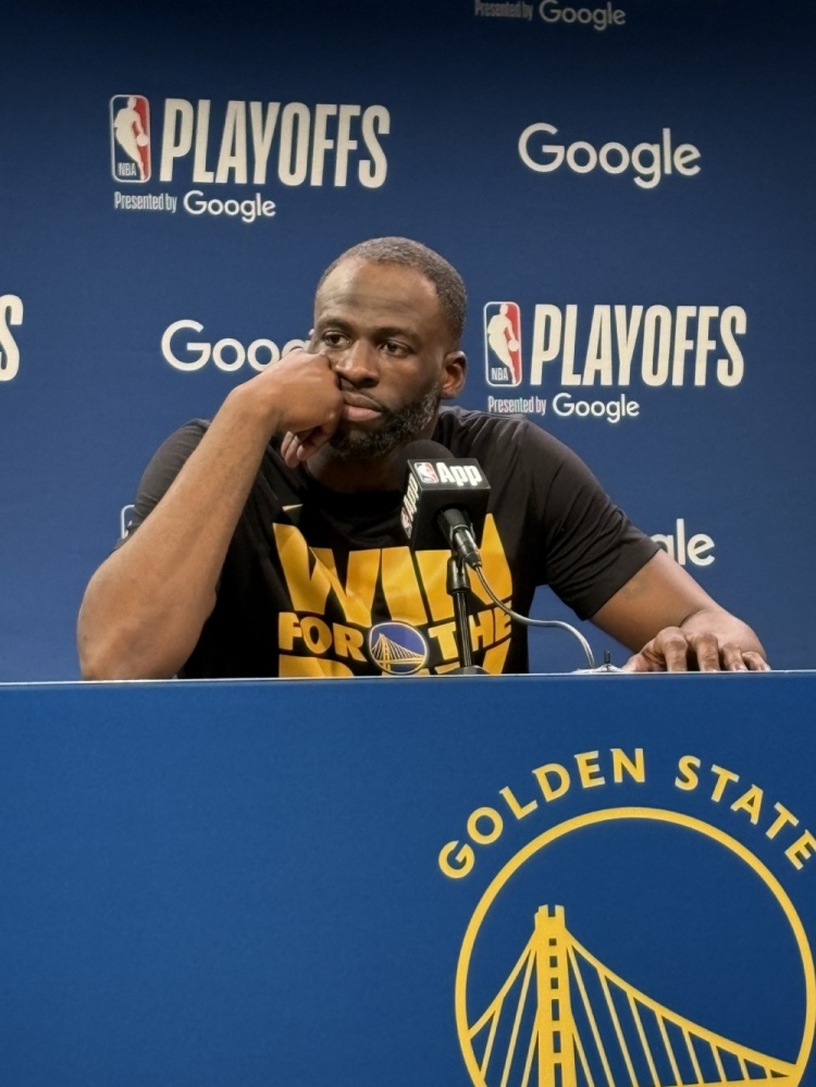 追梦:在NBA赢任何奖都很特别 我曾看莫布里篮下启动帽掉对方三分